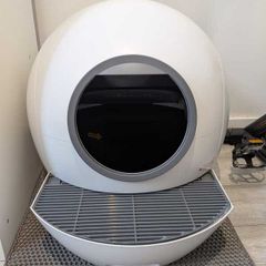 Automated cat litter box