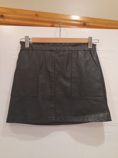 girls skirt