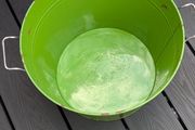 Round metal tub