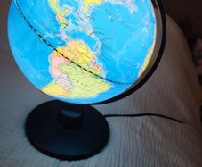Light up globe