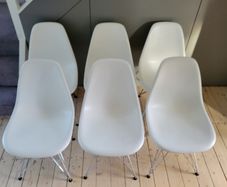 Price Drop - Vitra Eames Plastic Side Chair Re Dsr
