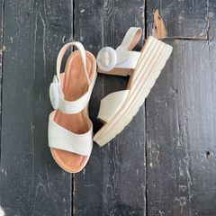 Size 40 cream wedge sandals