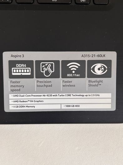 Acer Aspire 3 15.6 inch Laptop 1TB New Battery Excellent Condition