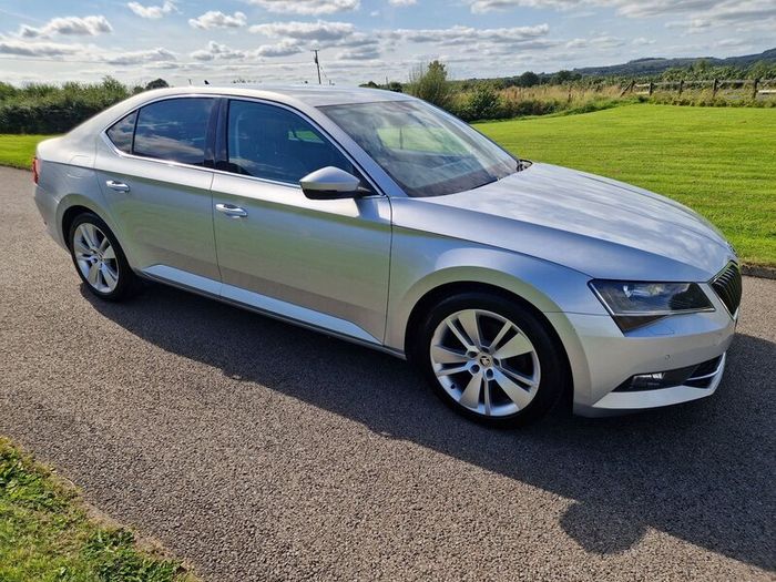 2019 Skoda Superb 2.0 TDI SEL Executive DSG | Leat