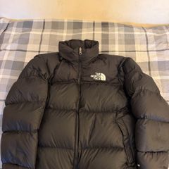 North face nuptse jacket amazing condition