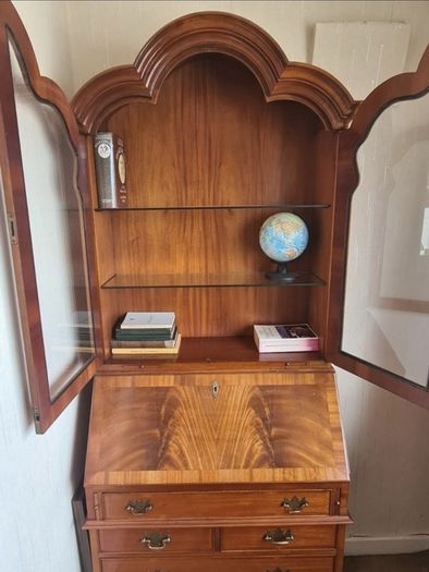 ornate bureau