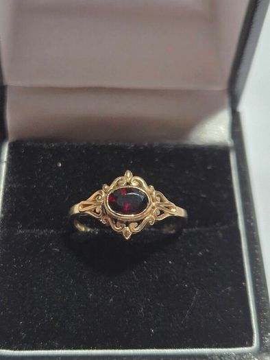 9ct Gold Rings
