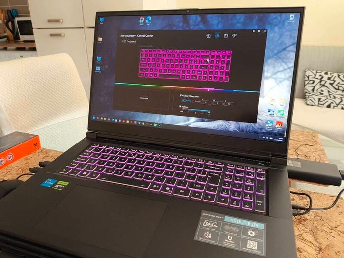 Gaming Laptop Clevo Erazer i5 12450H 8/12 RTX4050 6GB 75W 16GB DDR4 3200Mhz 512GB Nvme Pcie 4.0 17.3" FHD 144hz Ips 300nits Win11 RGB Cooler Mouse
