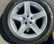 Land Rover Defender 20" Genuine Alloy wheels