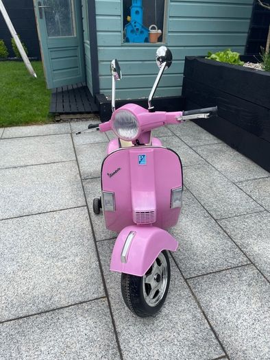 kids 12v ride on Vespa