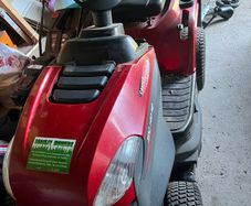 Castelgarden XDC 140 ride on petrol lawnmower tractor ENGINE NEEDS SERVICE