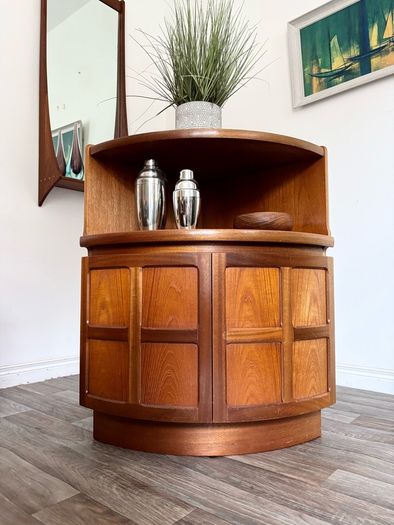 Vintage Retro Mid Century Teak Drinks Cabinet