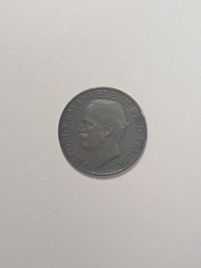 Italy 5 centesimi coin