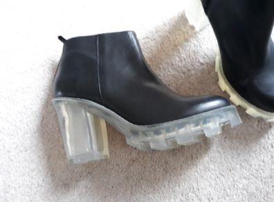 Black Ankle boots - Carolyn Donnelly The Edit