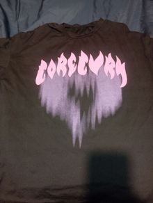 Graphic T shirt size XL