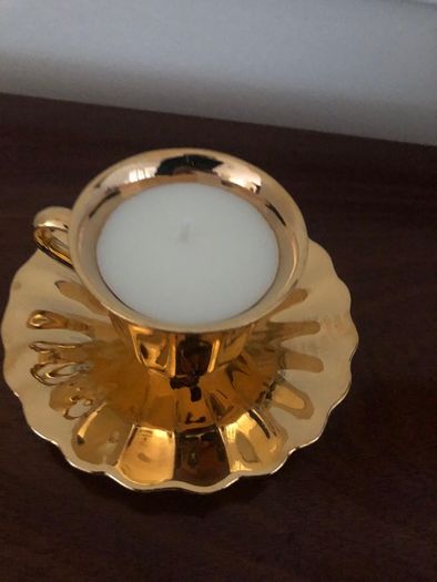 Vintage Coffee Cup and Saucer candle
