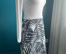 Hobbs midi skirt. Size 10
