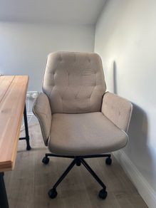 Vintage desk chair