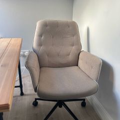 Vintage desk chair