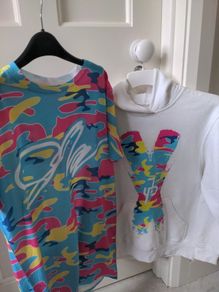 J.Paulers matching T-shirt and hoodie