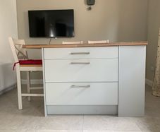 Free standing kitchen island