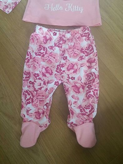 baby Hello kitty pyjamas