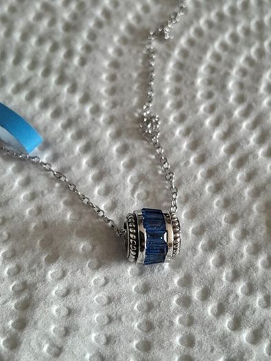 ladies silver chain and pendant