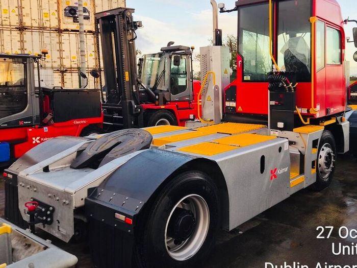 KALMAR - Terminal shunter / Tractor