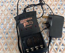 Duracell Battery Charger