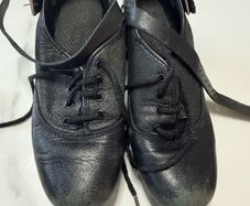Irish dancing heavy shoes size 13