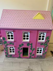 Doll House
