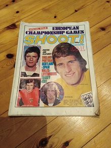 SHOOT - special issue - European Championship Games 23rd November 1974