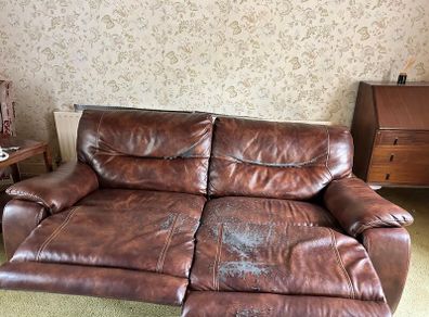 Free Couch  First Come, First Served