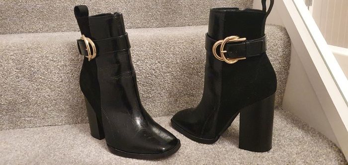 Boots Reduced Really Beautiful Boots. BIG CLEAROUT, MAKE AN OFFER