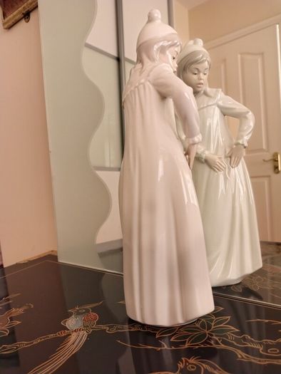Vintage Nao by Lladro. Girl with Torn Nightgown.