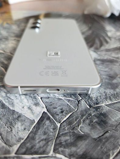 Samsung Galaxy S24 with 4 months warranty