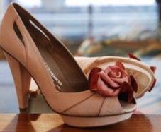 Salvador Sapena shoes nude size 5