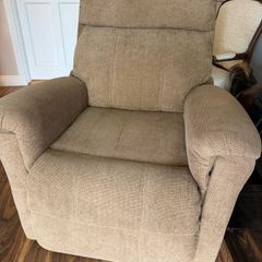 Riser Recliner dual motor Armchair great condition