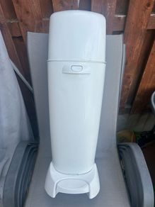 Tommee tipped nappy bin
