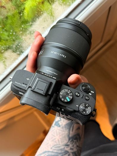 Sony A7 II + 85mm f1.4
