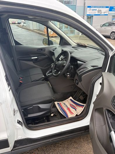 211 Ford Transit Connect Automatic