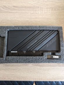 ROG Hyper M2 Card (Z790 Pcie 5.0 version) (Nvme SSD expansion) (Brand New, Unused)