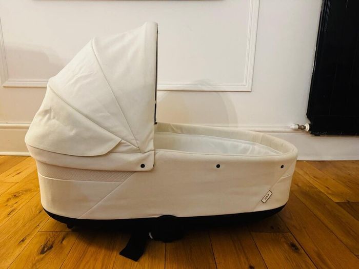 Premium Cybex Balios S Lux 3-in-1 Travel System +