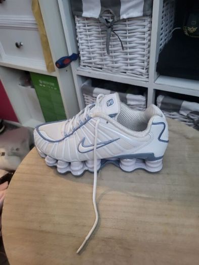 nike air shox size 3