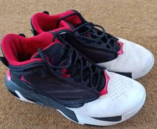 Jordans basketball shoes