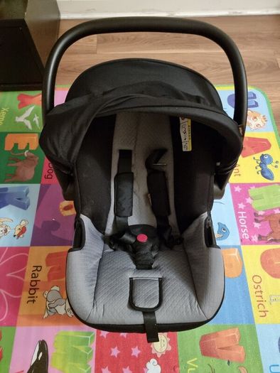 Newborn baby car seats