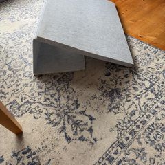 Jigsaw puzzle table with drawers