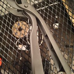 Camping skillet handle