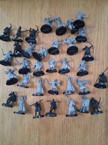 Games Workshop LOTRs miniatures