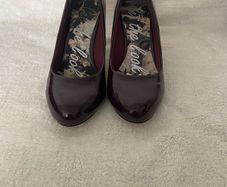 shos